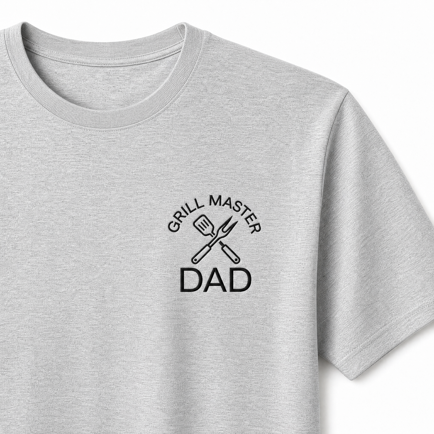 T-Shirt Father's Day — "Grill Master Dad" Utensils Print | Organic Cotton