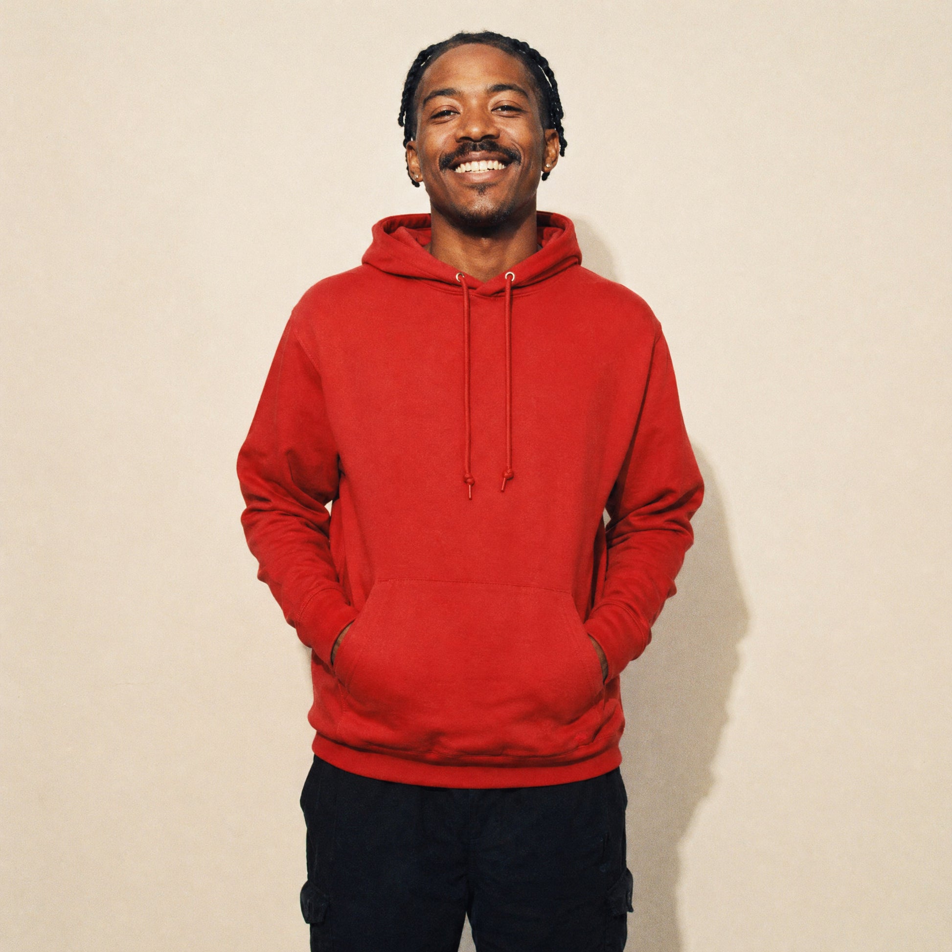 Custom Fleece Hoodie Sweater – Model Photo | Merchcraft